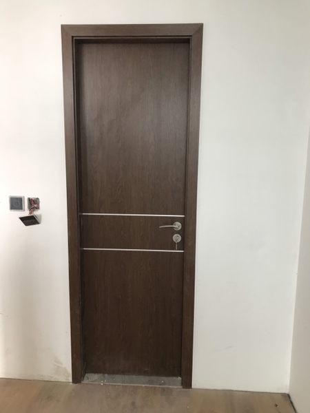 cửa vệ sinh gỗ nhựa chịu nước 
