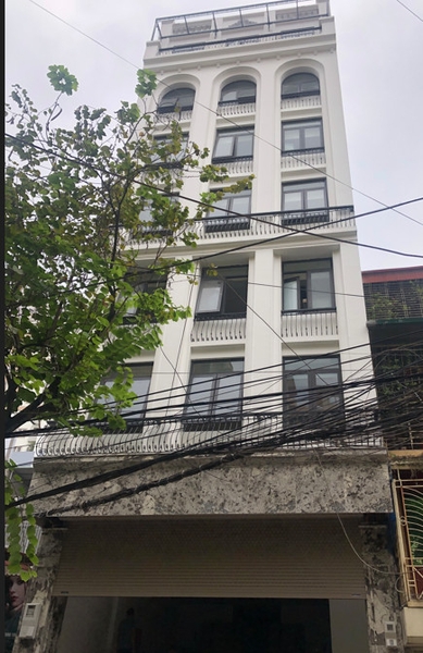 thi công cửa tại hà nội