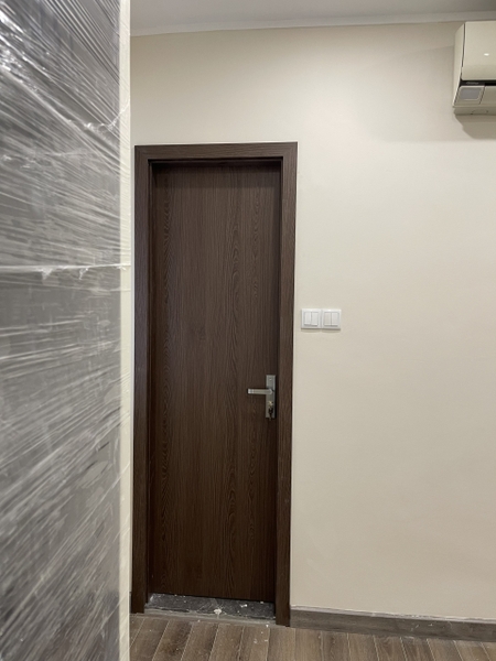 Mẫu cửa vệ sinh đẹp