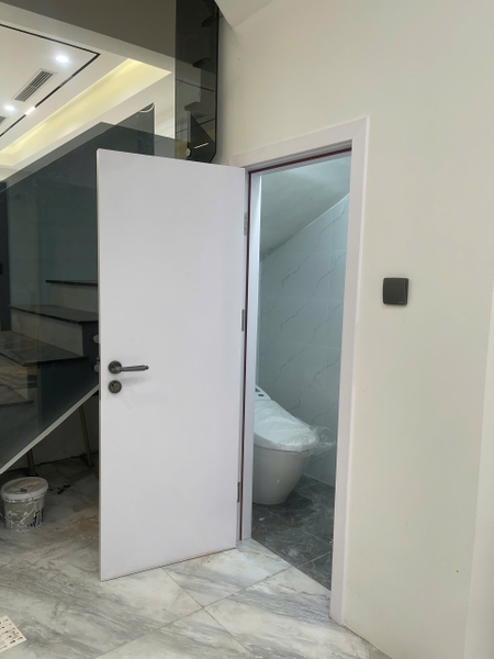 cửa wc