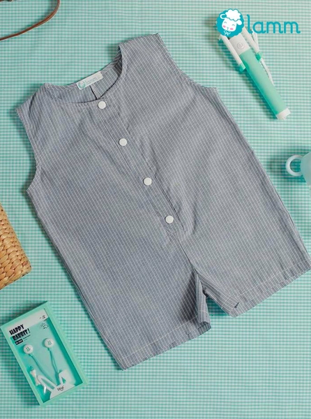 Jumpsuit kẻ ghi