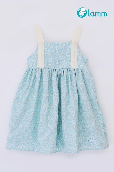 Váy thô hai dây trắng bản to hoa xanh