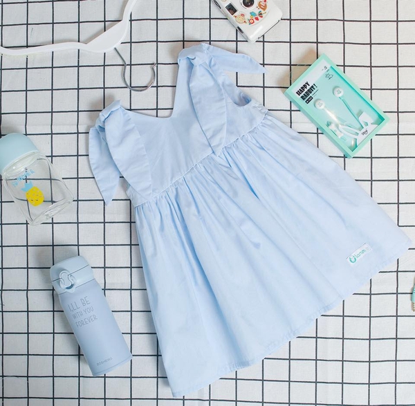 Váy bé gái Lamm đầm sát nách dáng babydoll buộc nơ vai màu xanh