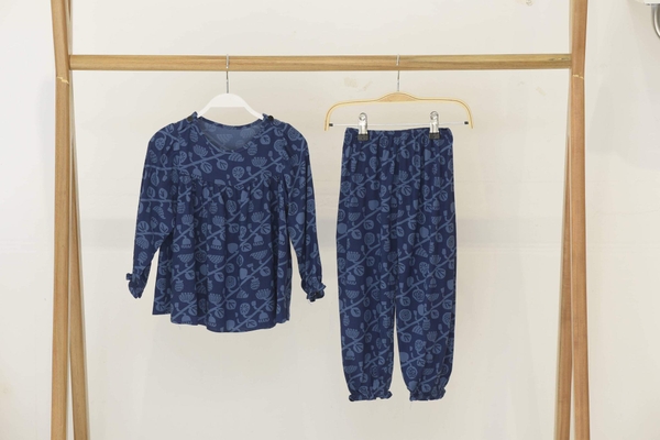 Bộ mặc nhà hoa lá tím than