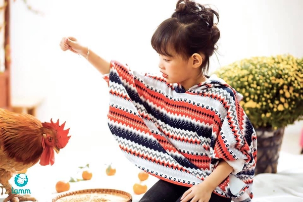 Áo poncho nỉ có mũ