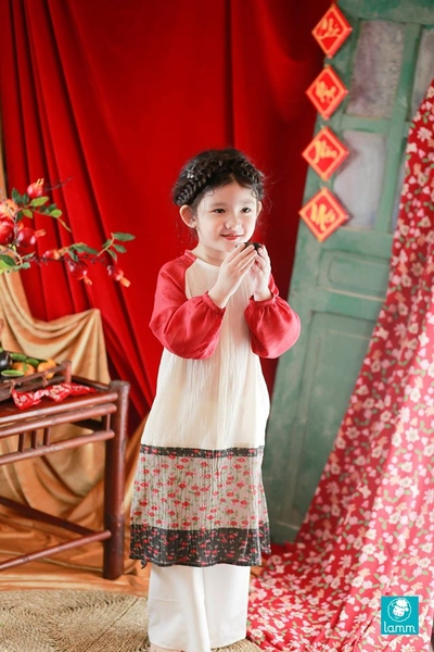 Áo dài thân nhăn phối tơ vintage ADVIN