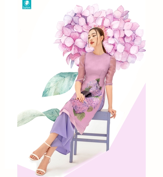 Áo dài tơ lụa in tranh cẩm tú cầu (không kèm quần)