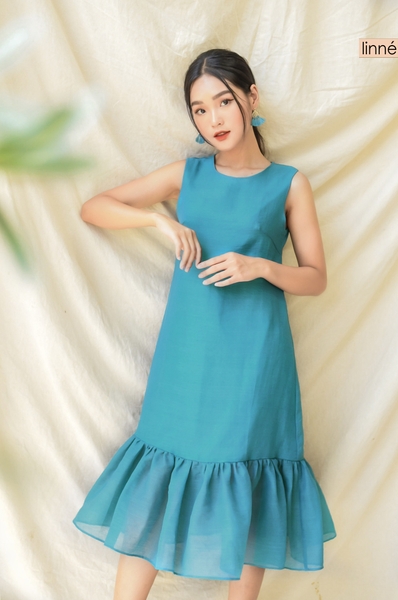 Váy tơ xước sát nách đuôi cá dài Linné