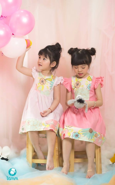 Váy thô đáp hoa ngực hồng đậm SOFY1