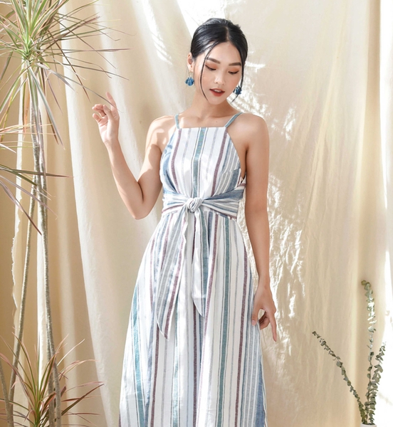 Váy linen hai dây yếm buộc nơ eo LISUMTRIP