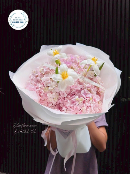 Bó hoa cẩm tú cầu hồng tặng bạn gái tại Đống Đa | Elise Flowers
