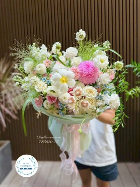 Bó hoa tỏ tình mix xanh hồng tại Cầu Giấy | Elise Flowers
