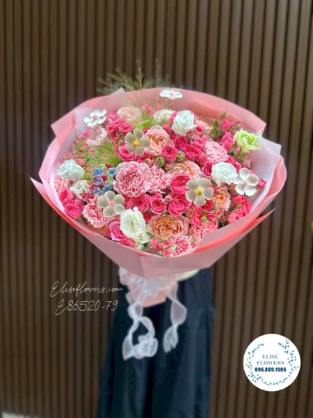Bó hoa tone hồng đẹp tặng bạn gái tại Thanh Xuân | Elise Flowers