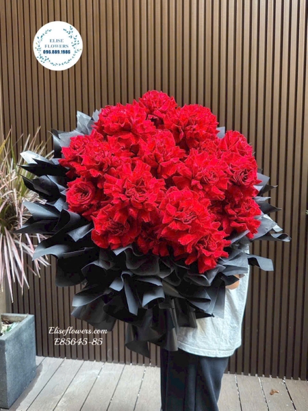 Bó hồng Ecuador Heart 30 bông màu đỏ tại Hà Nội | Elise Flowers