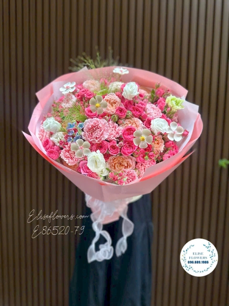 Cận cảnh bó hoa tặng bạn gái tone hồng | Elise Flowers