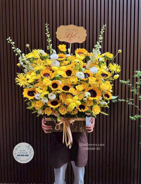 Giỏ hoa sinh nhật tặng bố đẹp, sang trọng tại Hà Nội | EliseFlowers