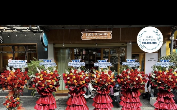 Hình ảnh thực tế hoa khai trương tại Elise Flowers
