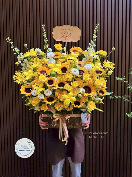 Hoa tặng sinh nhật bố tone vàng đẹp, sang trọng tại Hà Nội | Elise Flowers