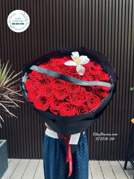 Bó hoa hồng đỏ giao tận nơi tại Hà Nội | Elise Flowers