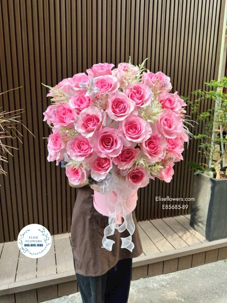 Hoa hồng Ecuador tặng bạn gái ngày 20/10 tại Cầu Giấy | Elise Flowers