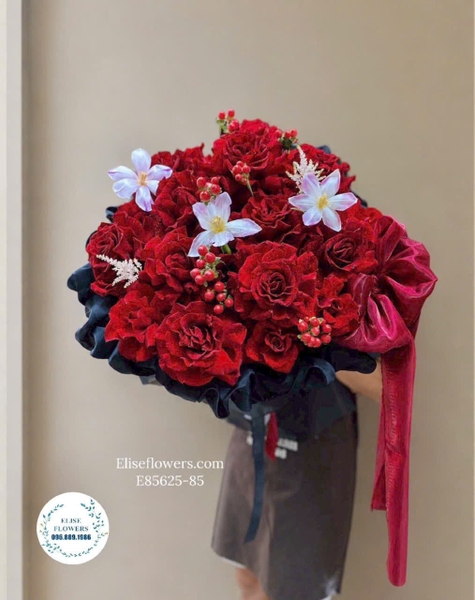 Điện hoa hồng đỏ tặng vợ kỷ niệm ngày cưới tại Hà Nội | Elise Flowers