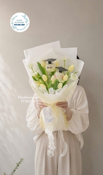 Hoa tốt nghiệp bó tulip mix gấu tại Thanh Xuân, Cầu Giấy | Elise Flowers