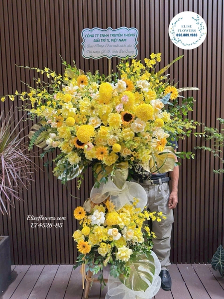 Kệ Hoa Chúc Mừng Ngày Doanh Nhân Việt Nam 13/10 - Elise Flowers