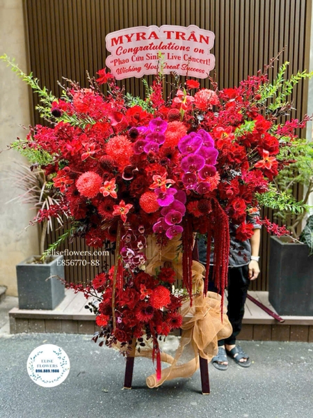 Kệ hoa chúc mừng Hà Nội - Elise Flowers