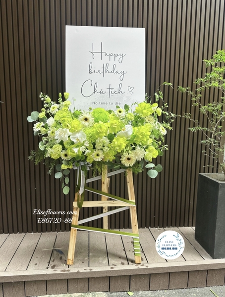 Kệ hoa tặng kỷ niệm thành lập công ty/ sinh nhật công ty tone xanh lá sang trọng. Hoa tươi Hà Nội. Elise Flowers