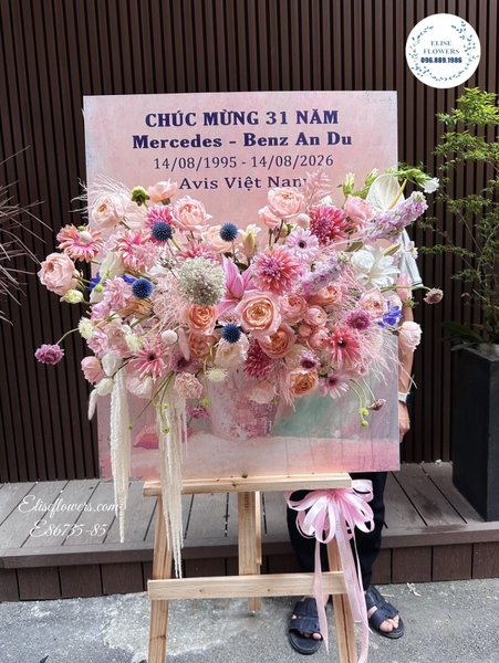 Kệ hoa nhập khẩu chúc mừng sự kiện, sinh nhật công ty, ra mắt sản phẩm ở tại Hà Nội | Elise Flowers