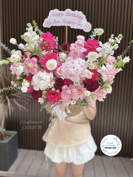 Lẵng hoa chúc mừng đẹp tinh tế ở Hà Nội | Elise Flowers