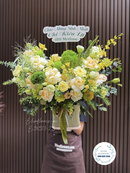 Lẵng hoa chúc mừng đối tác tại Hà Nội. | Elise Flowers