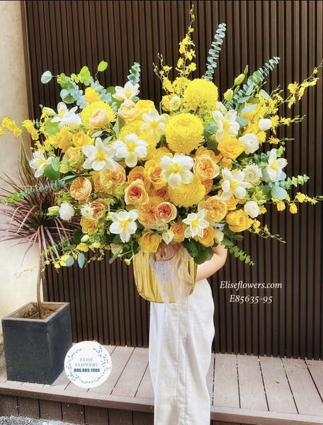 Lẵng hoa chúc mừng lãnh đảo chủ tịch ở Hà Nội | Elise Flowers