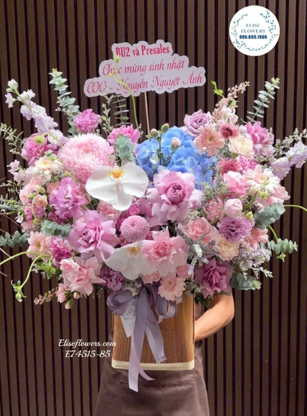 Hoa Chúc Mừng Ngày 13/10 Tại Thanh Xuân, Hà Đông | Elise Flowers