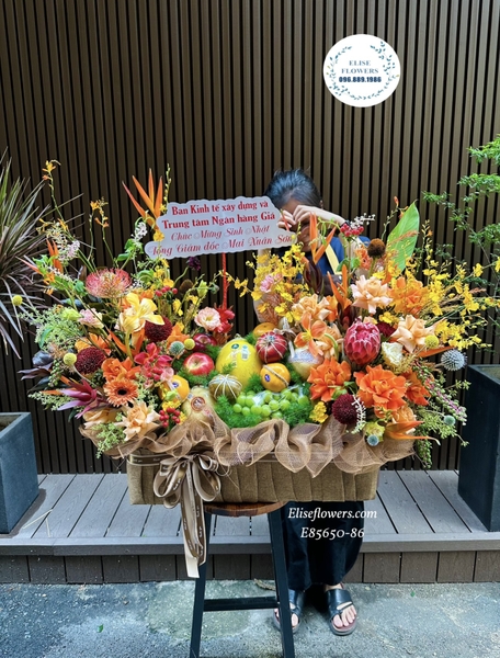 Lẵng hoa quả nhập khẩu. Lẵng hoa quả nhập khẩu biết sếp sang trọng ở Hà Nội. Elise Flowers