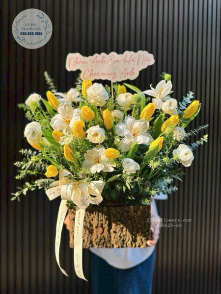 Cận cảnh tulip vàng tặng hoa sinh nhật | Elise Flowers