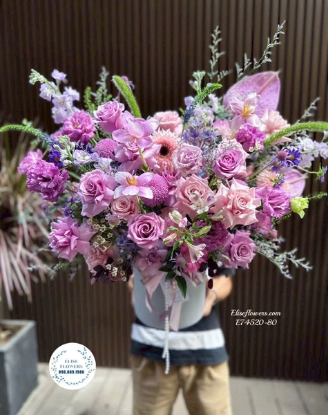 Hoa tươi tặng 20/10 - Elise Flowers