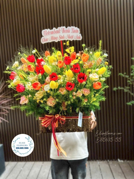 Lẵng Hoa Chúc Mừng Ngày Phụ Nữ Việt Nam 20/10 Tại Hà Nội - Elise Flowers