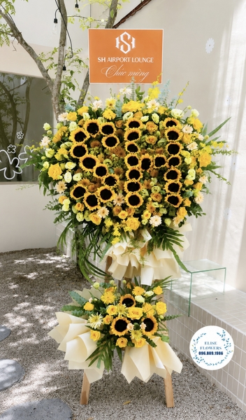 Dịch vụ thiết kế hoa khai trương theo yêu cầu của khách hàng tại Elise Flowers