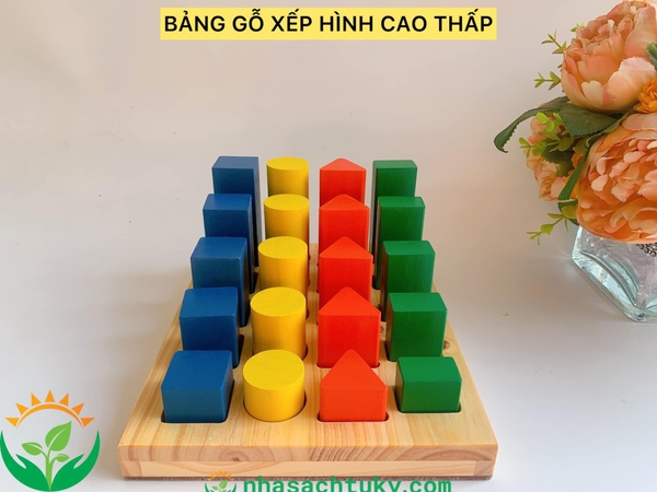 bang-go-xep-hinh-cao-thap-montessori