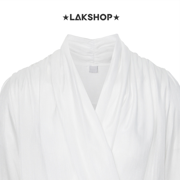 Áo White Diagonal V-Neck Shirt