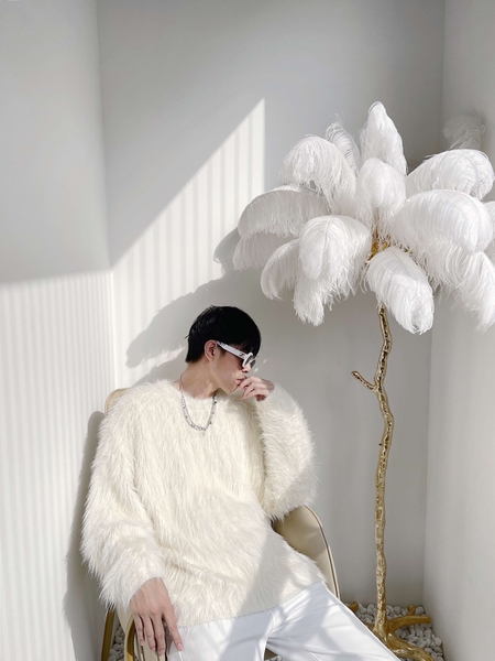 Áo Oversized Cream White Faux Fur Sweater cs3