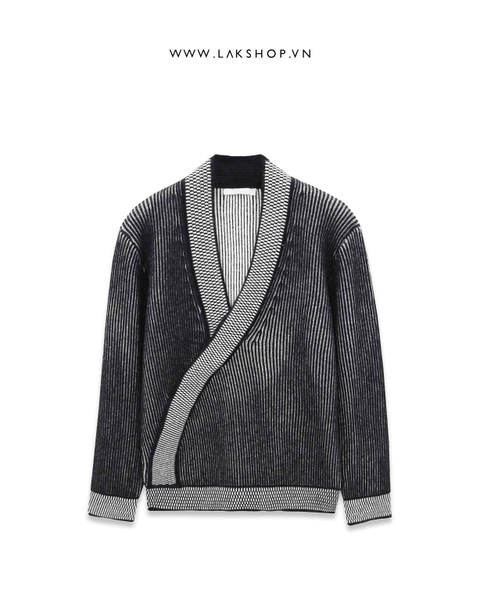 Áo Black Stripe V-Neck Sweater cs2
