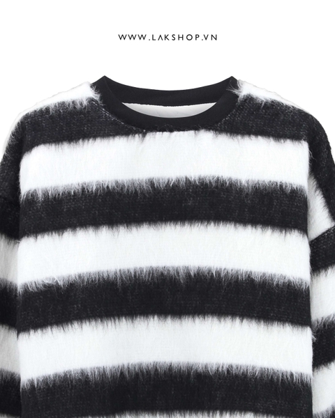 Áo Black and White Stripe Fur Quilted Sweatshirt cx2