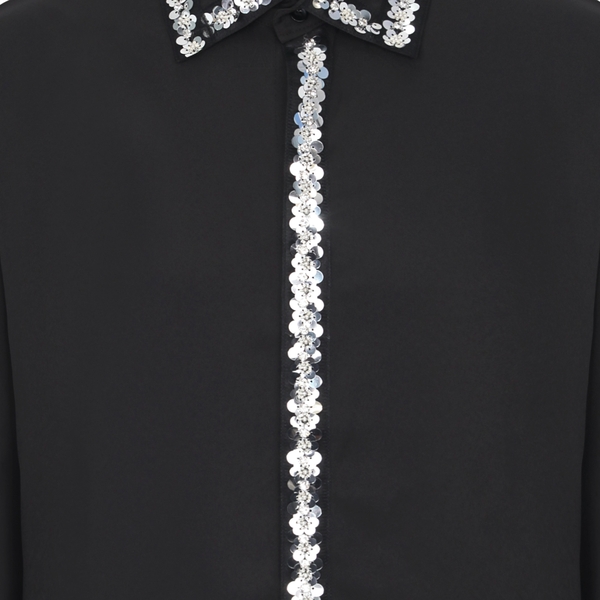 Áo Black with Flower Trim Shirt