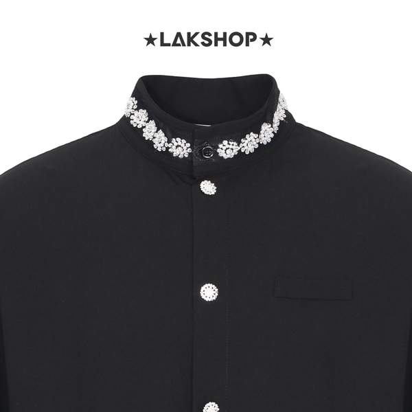 Áo Black Oversize with Flower Pearl Neck Shirt