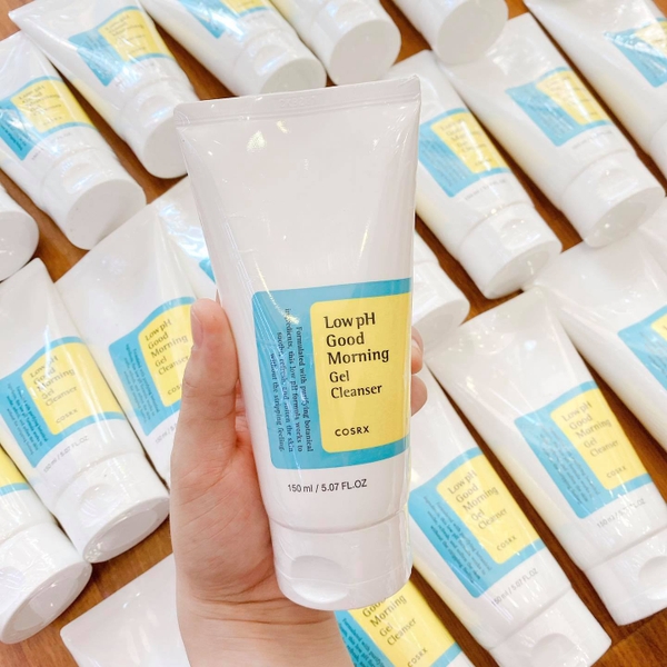 Sữa rửa mặt da nhạy cảm Cosrx Low pH Good Morning Gel Cleanser 150ml