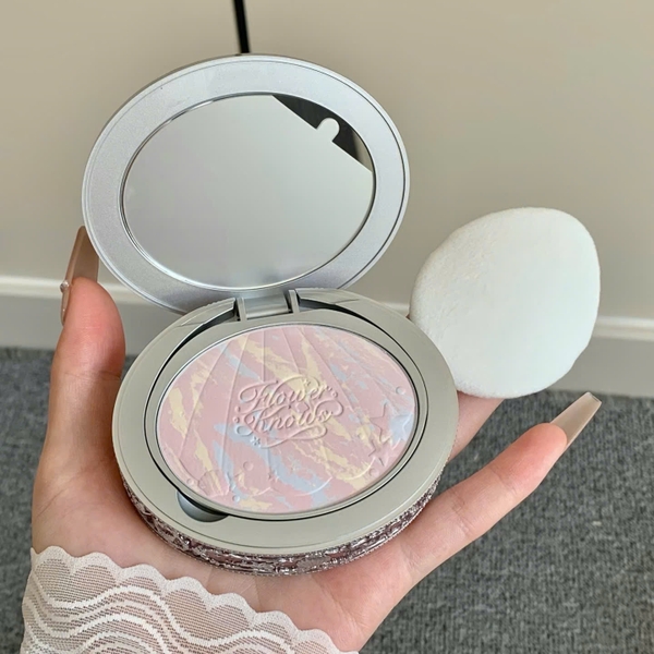 Phấn Phủ Nén Flower Knows Shell Jewel Collection Baked Powder 9G