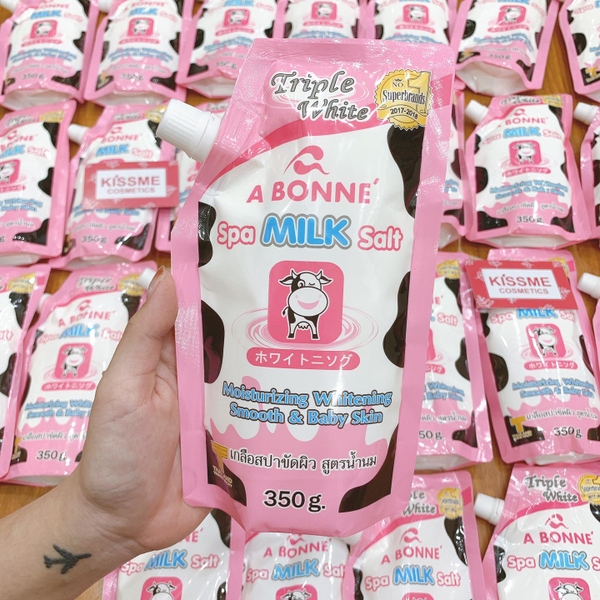 Muối tắm sữa bò tẩy tế bào chết A Bonne Spa Milk Salt 350g