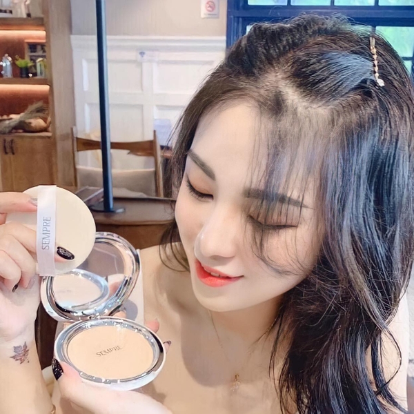Phấn Phủ Dạng Nén Kiềm Dầu Geo Trắng Sempre Happy & Please Pact
